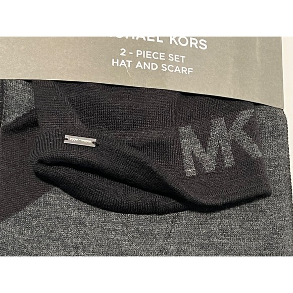 Michael Kors Mens MK Logo Scarf and Hat/Beanie Set Grey Black Gift Set - Picture 4 of 11